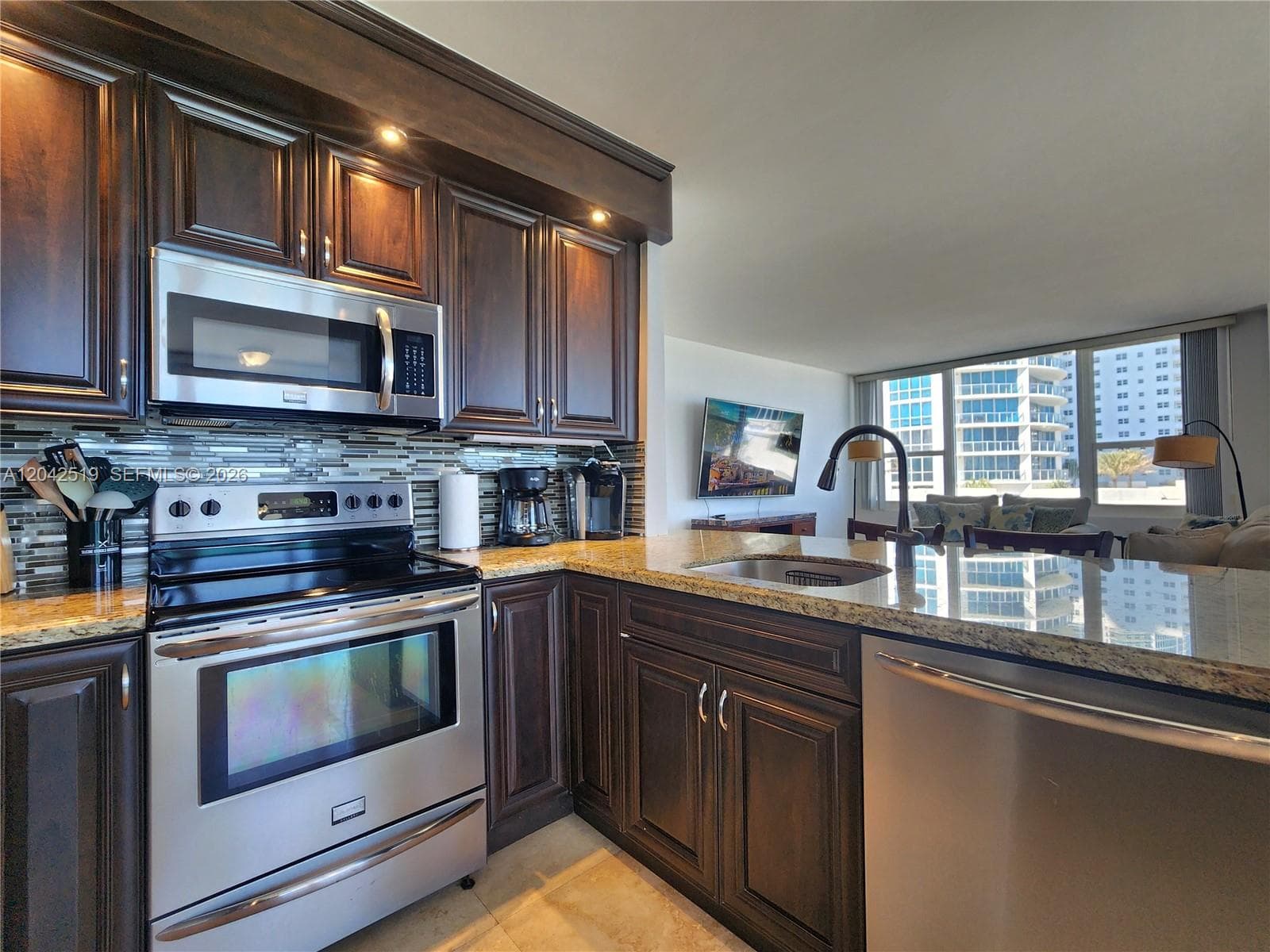 3505 S Ocean Dr 412 photo 16