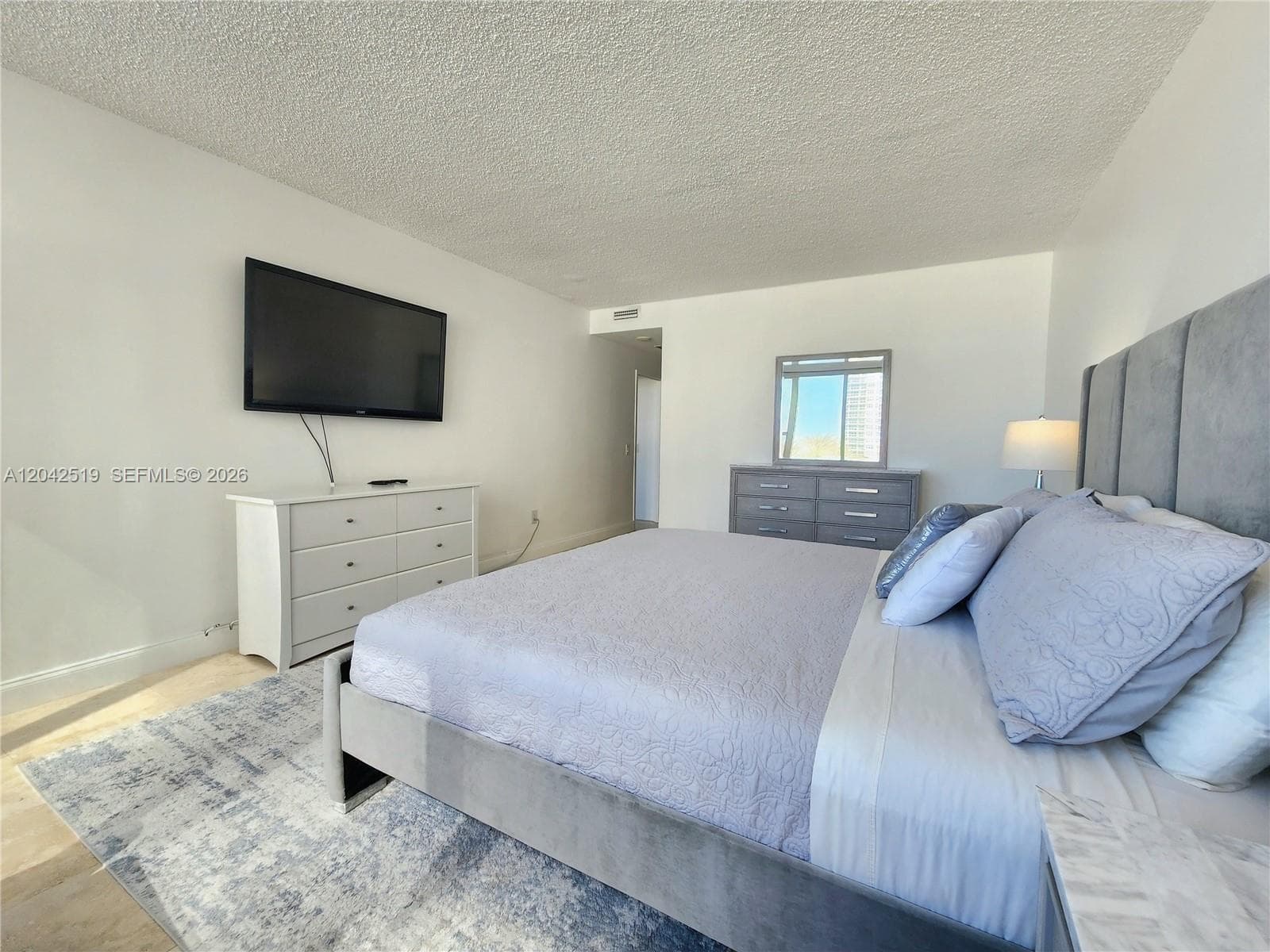 3505 S Ocean Dr 412 photo 18
