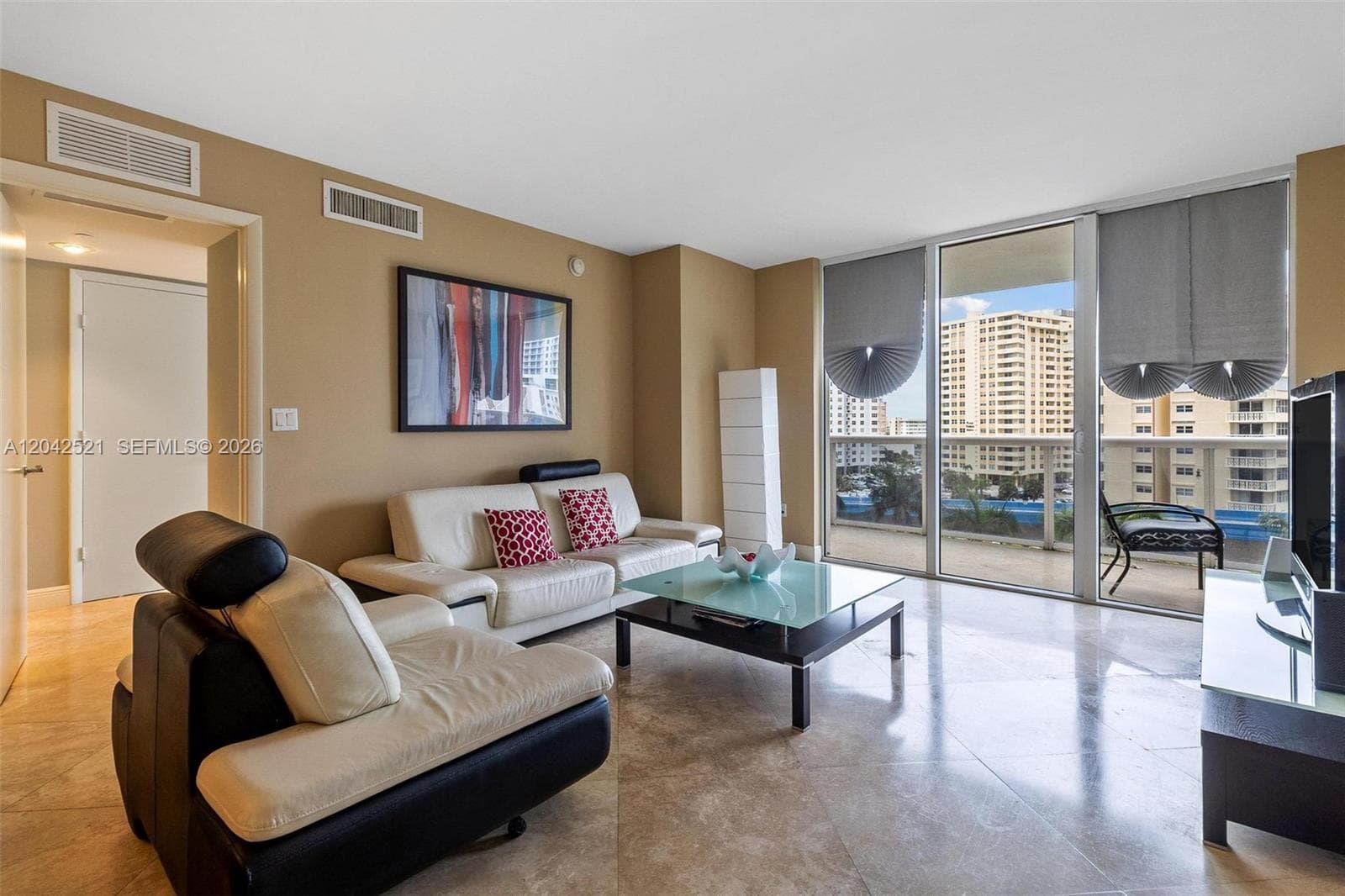 1800 S Ocean Dr 608 photo 5
