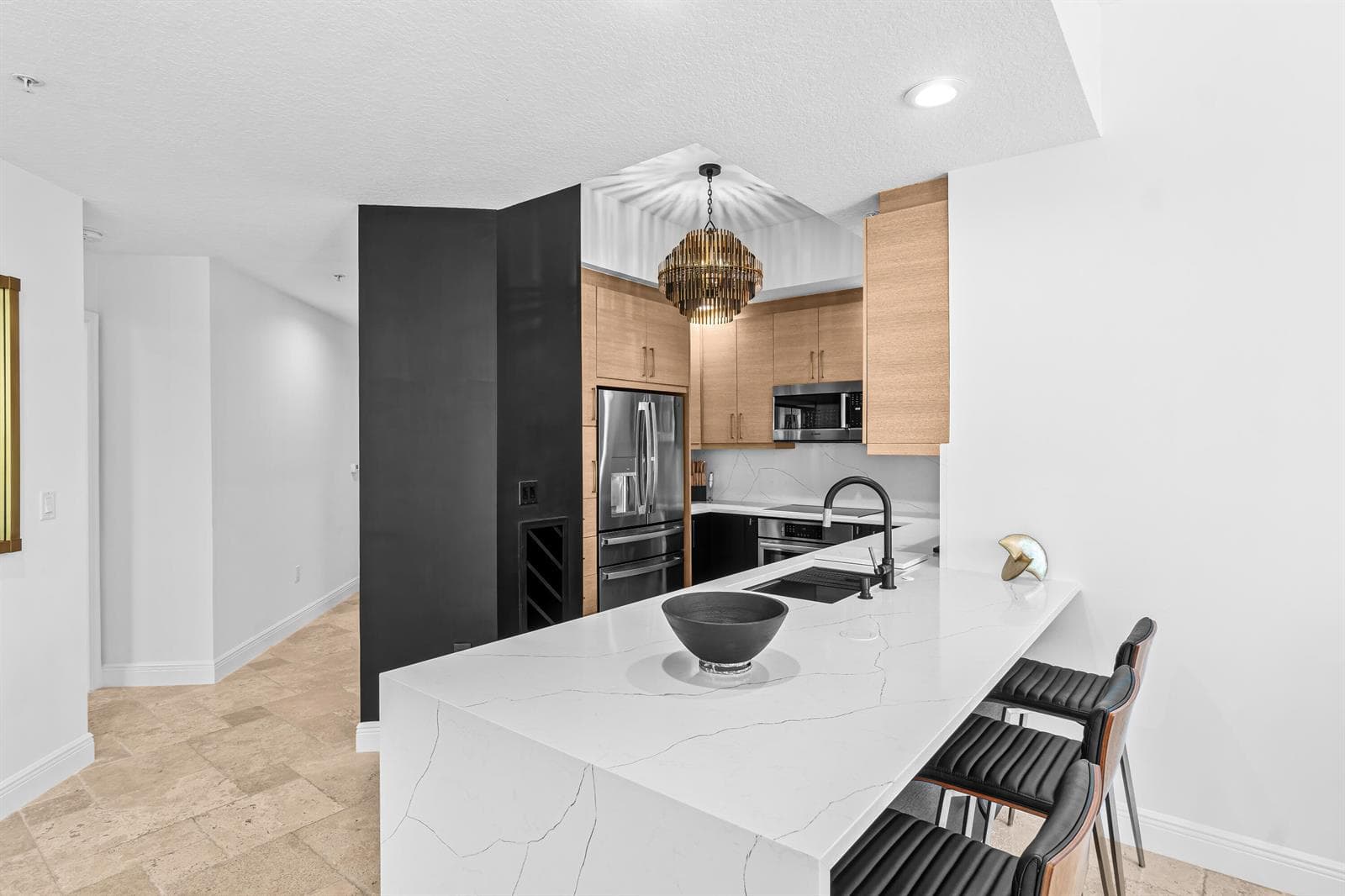 701 S Olive Avenue 1204 photo 5