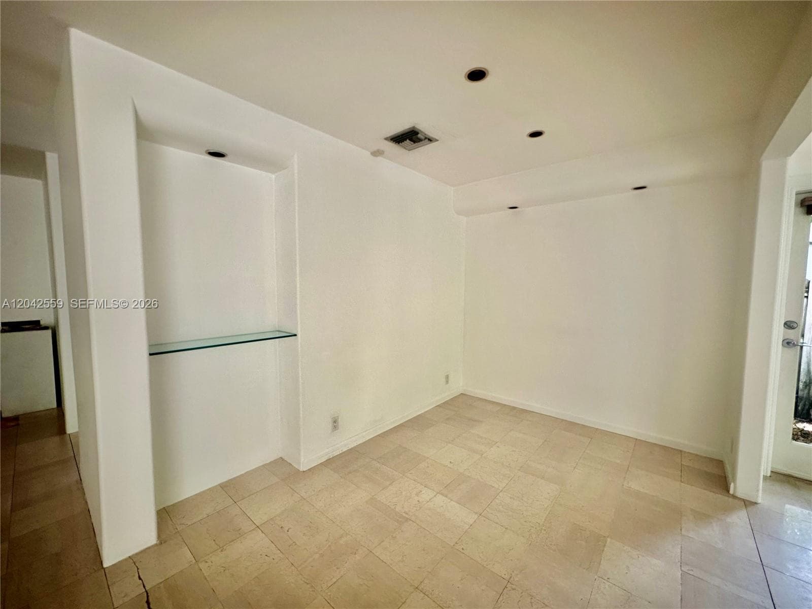 22 SE 11th St 22 photo 8