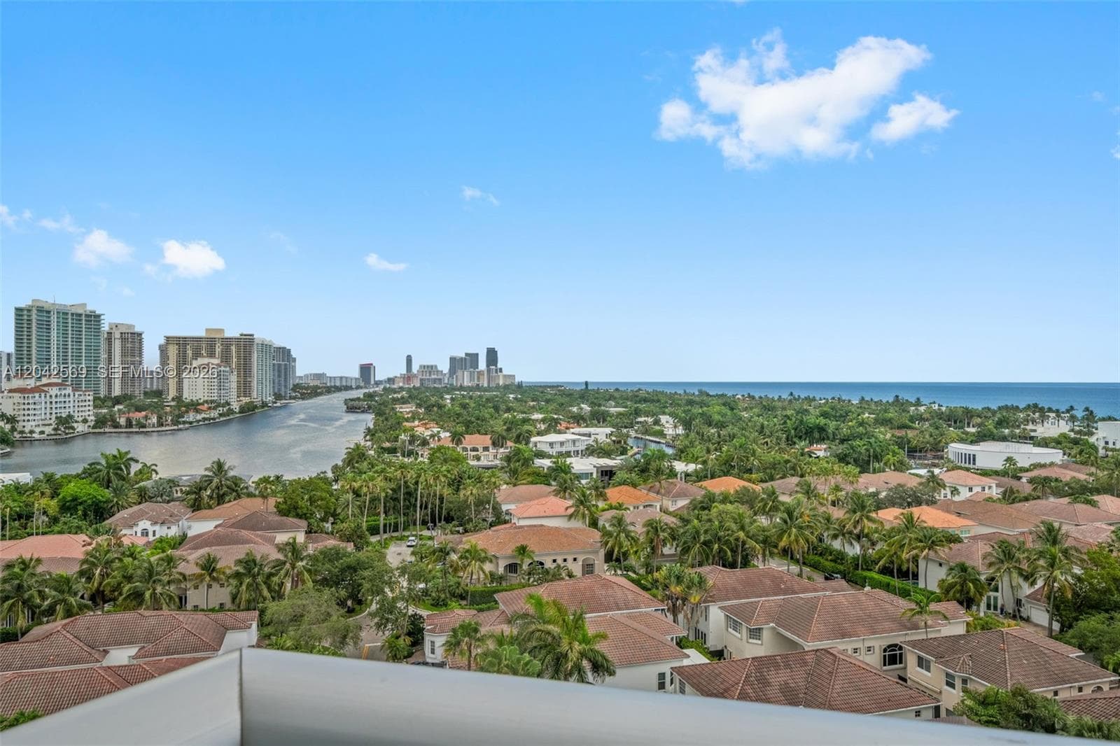 19380 Collins Ave 1224 photo 3