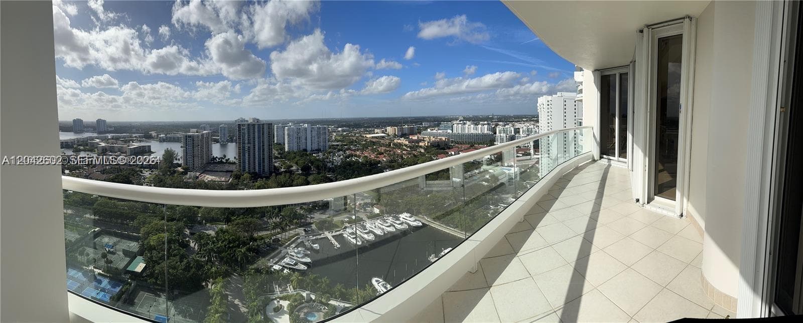 7000 Island Blvd 2809 photo 24