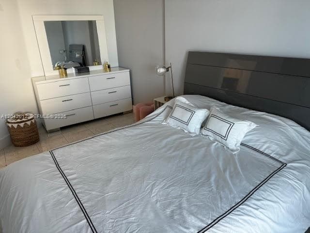 5401 Collins Ave 909 photo 24