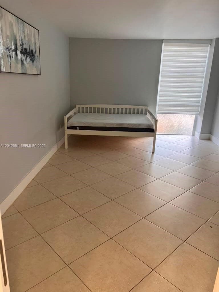 2350 NE 135th St 209 photo 17