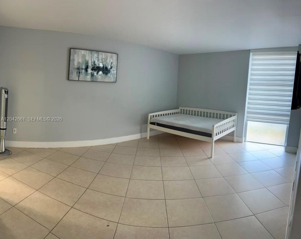 2350 NE 135th St 209 photo 15