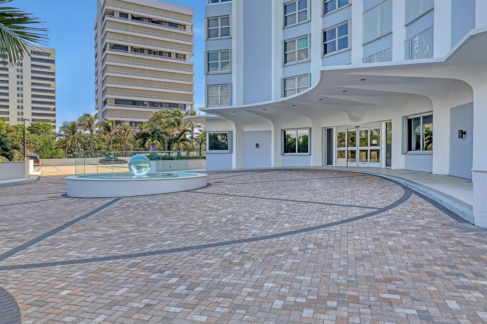 5200 N Ocean Drive 1902 photo 3