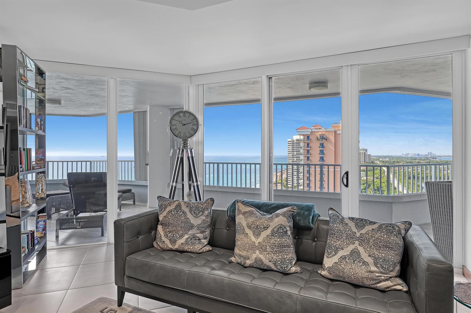 5200 N Ocean Drive 1902 photo 5