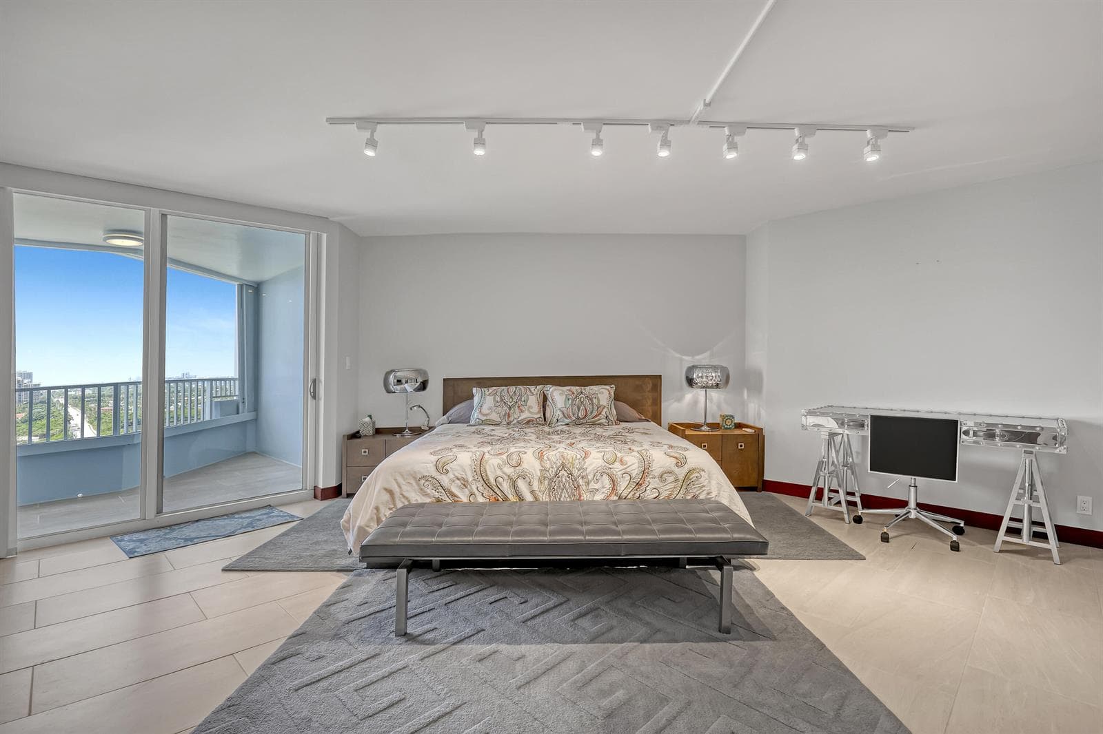 5200 N Ocean Drive 1902 photo 20