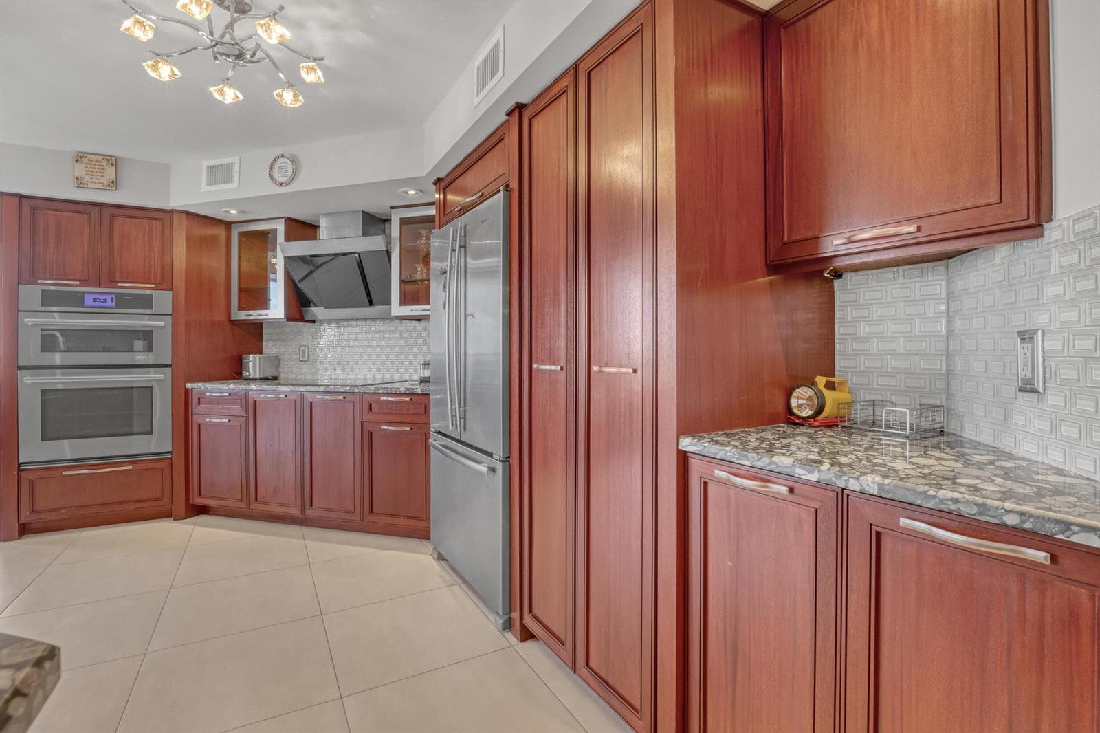 5200 N Ocean Drive 1902 photo 14