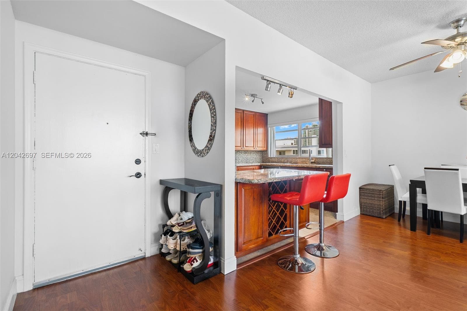 1817 S Ocean Dr PH28 photo 2