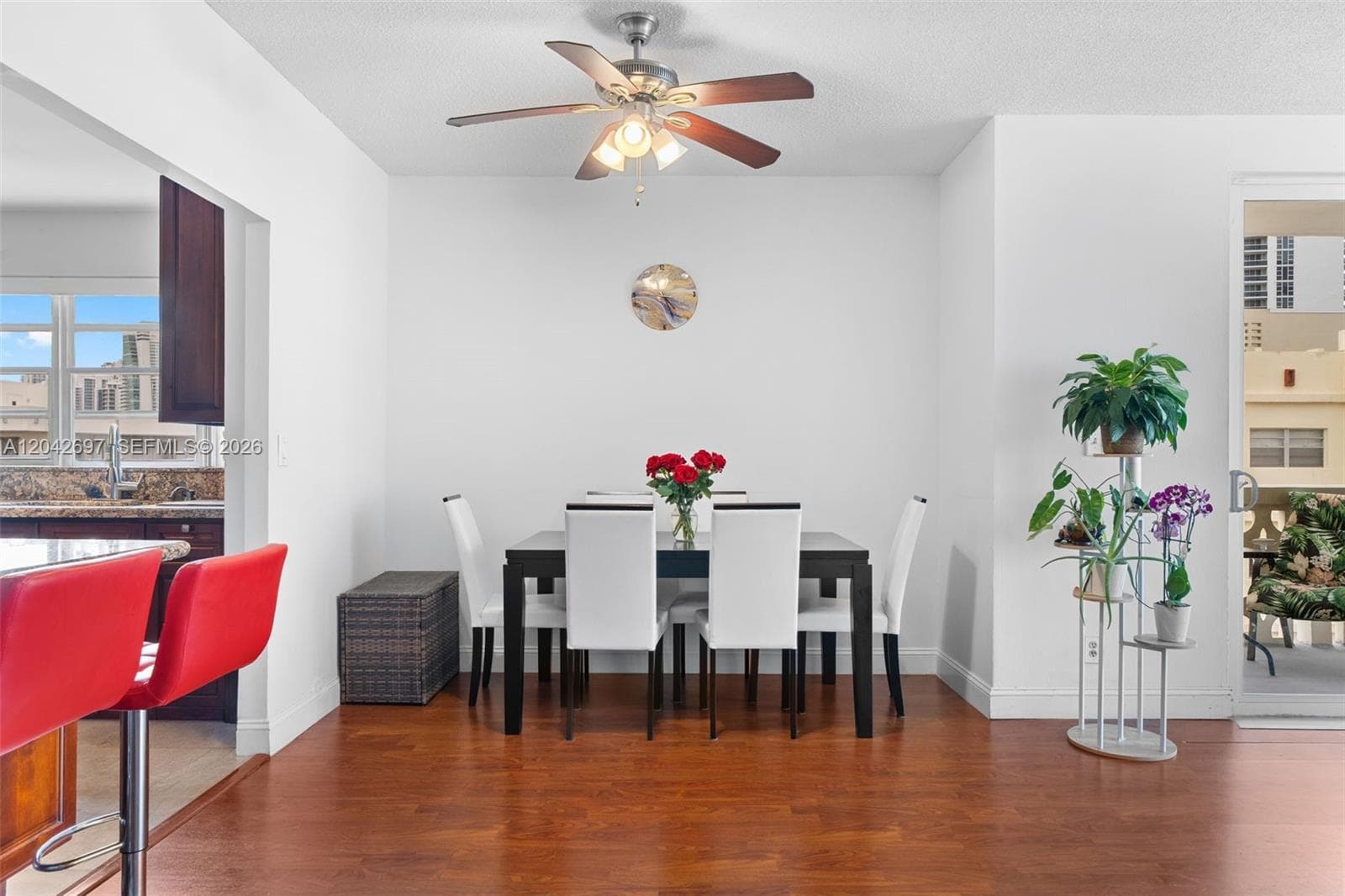 1817 S Ocean Dr PH28 photo 3