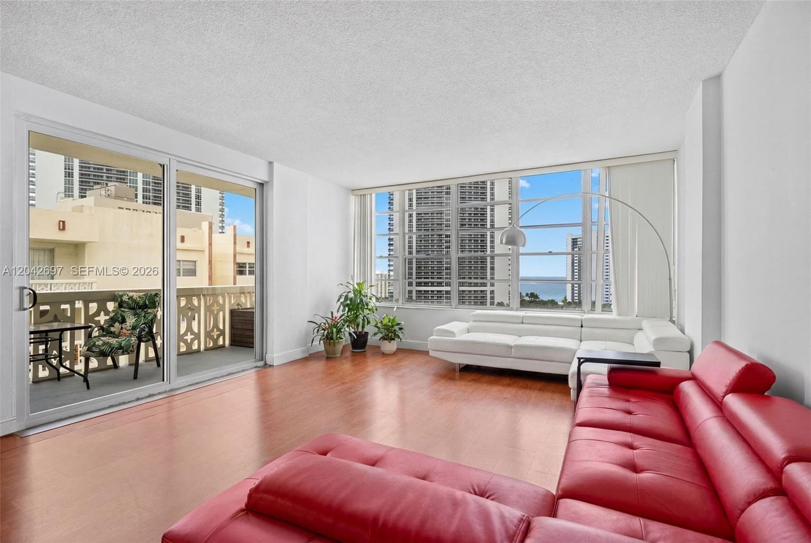 1817 S Ocean Dr PH28 photo 9