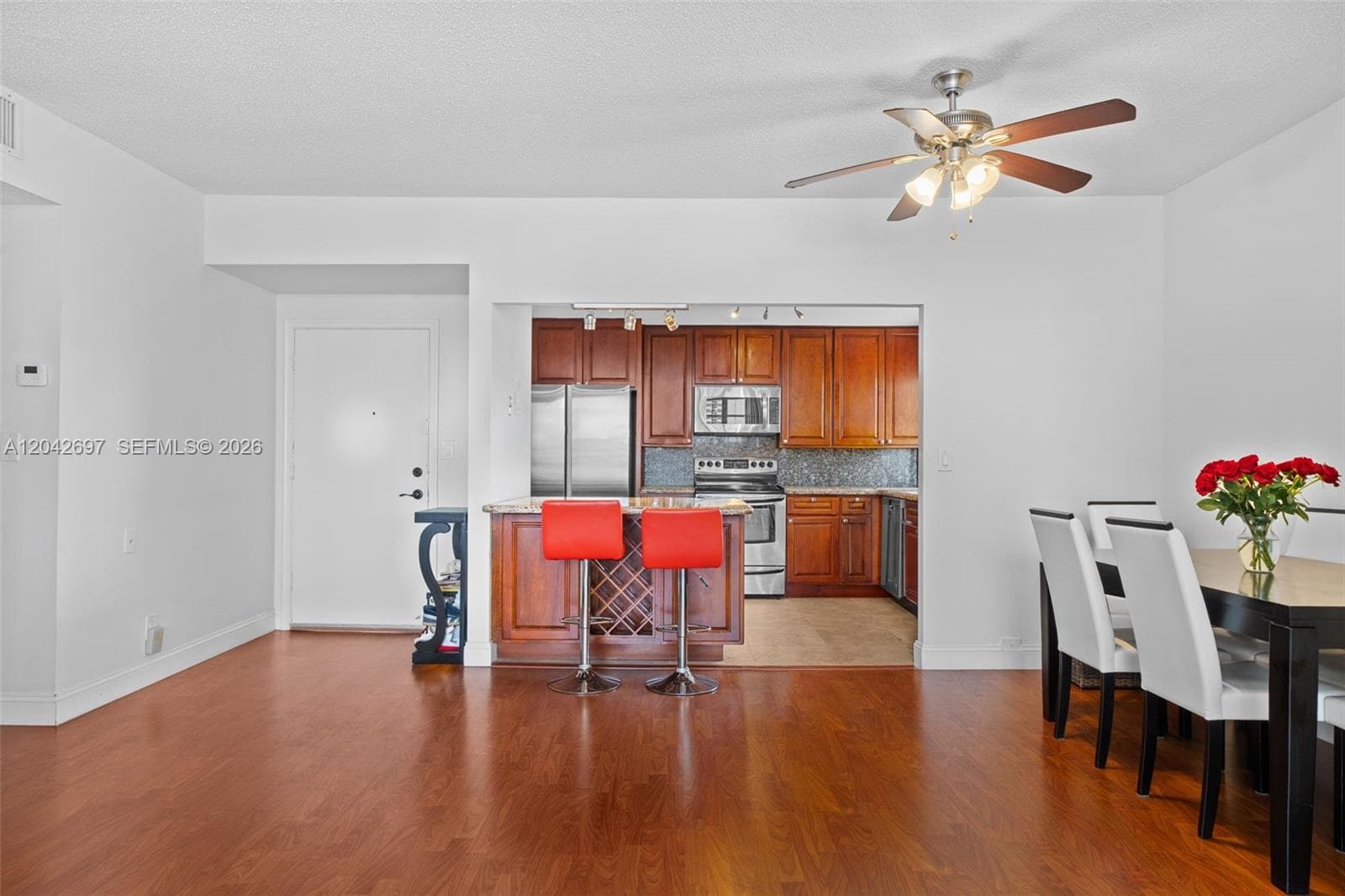 1817 S Ocean Dr PH28 photo 4
