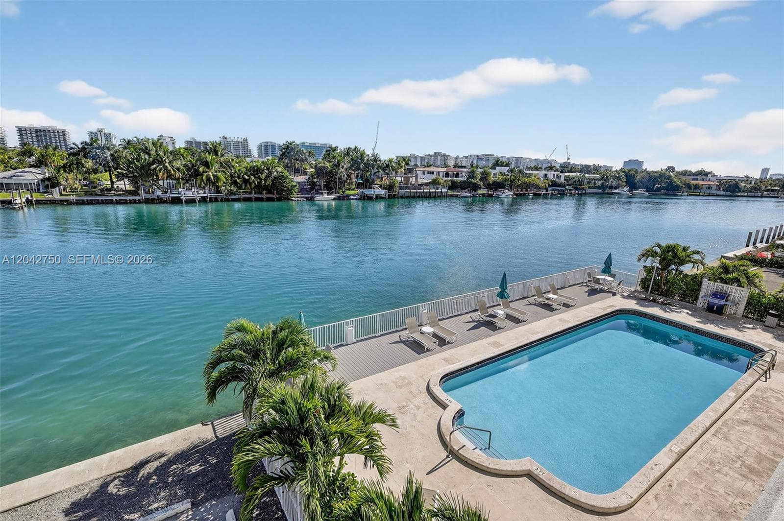 9381 E Bay Harbor Dr 303N photo 17