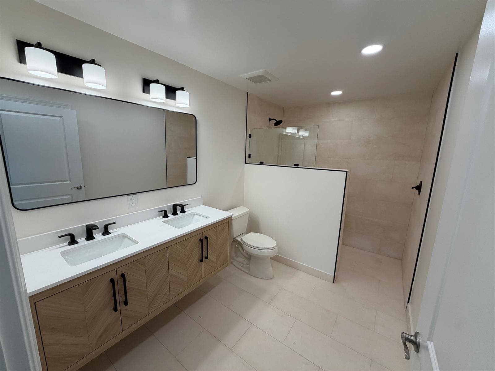 10736 Locust Street photo 8