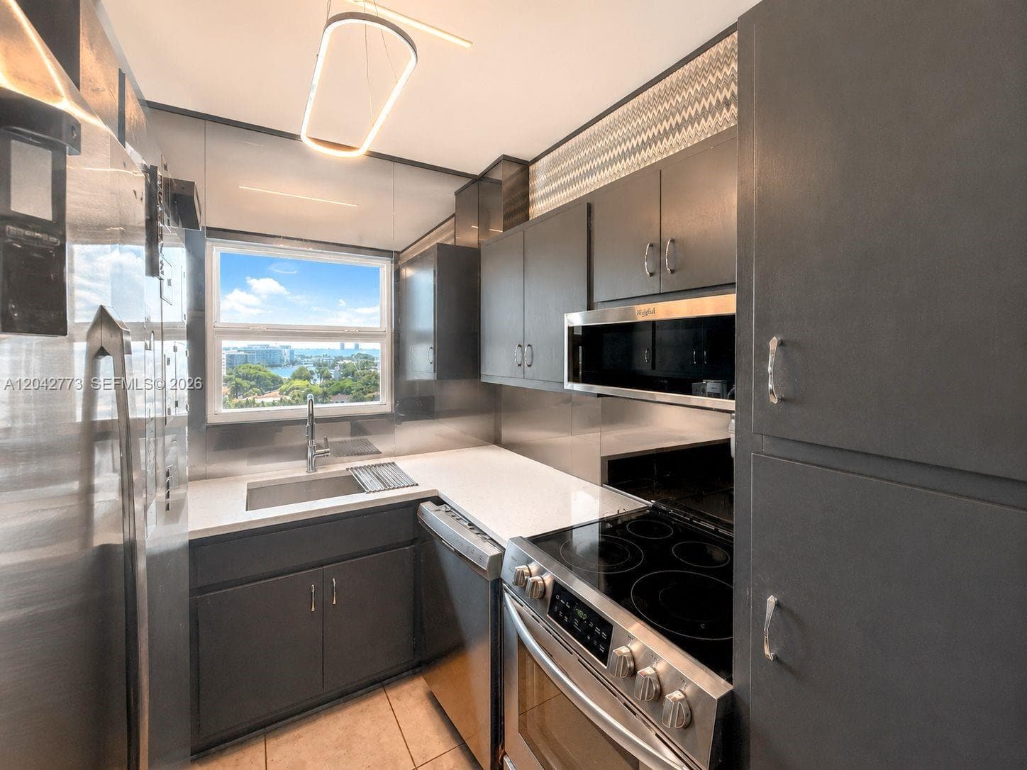 4747 Collins Ave 1101 photo 5