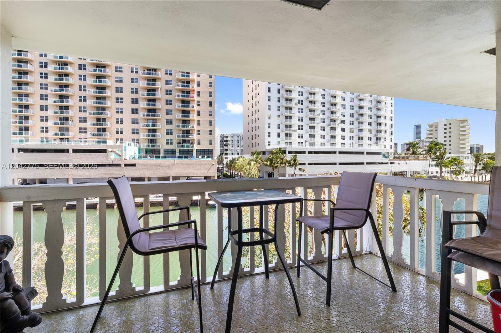450 Paradise Isle Blvd 302 photo 9