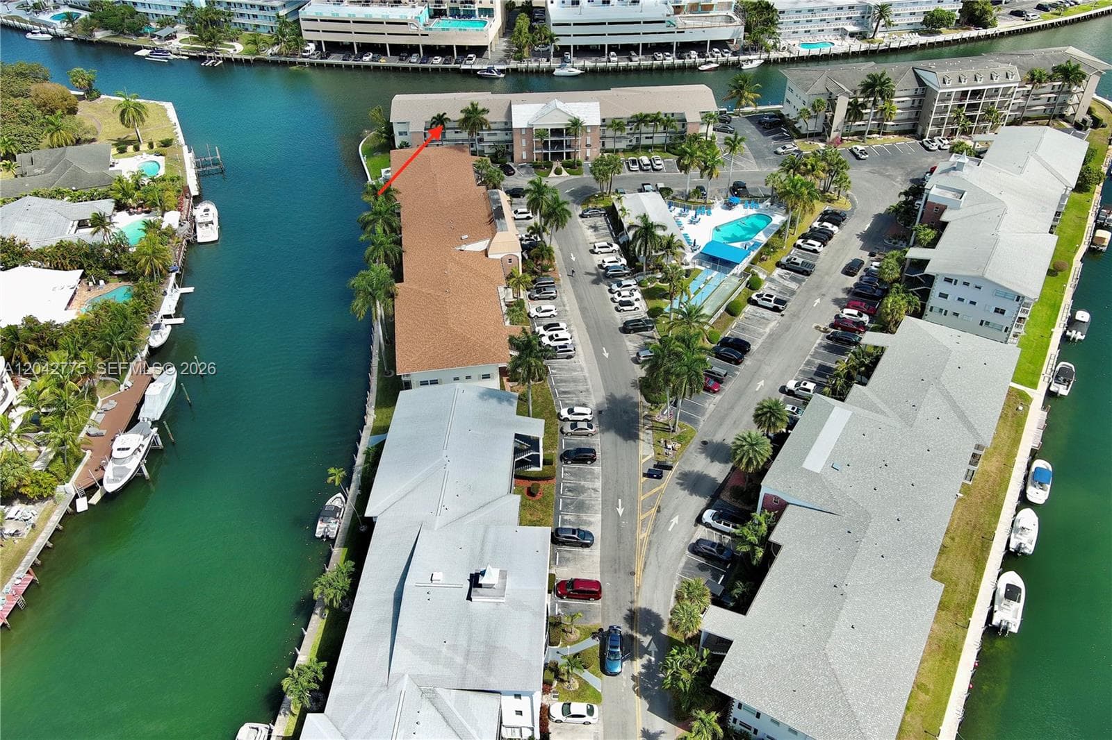 450 Paradise Isle Blvd 302 photo 19