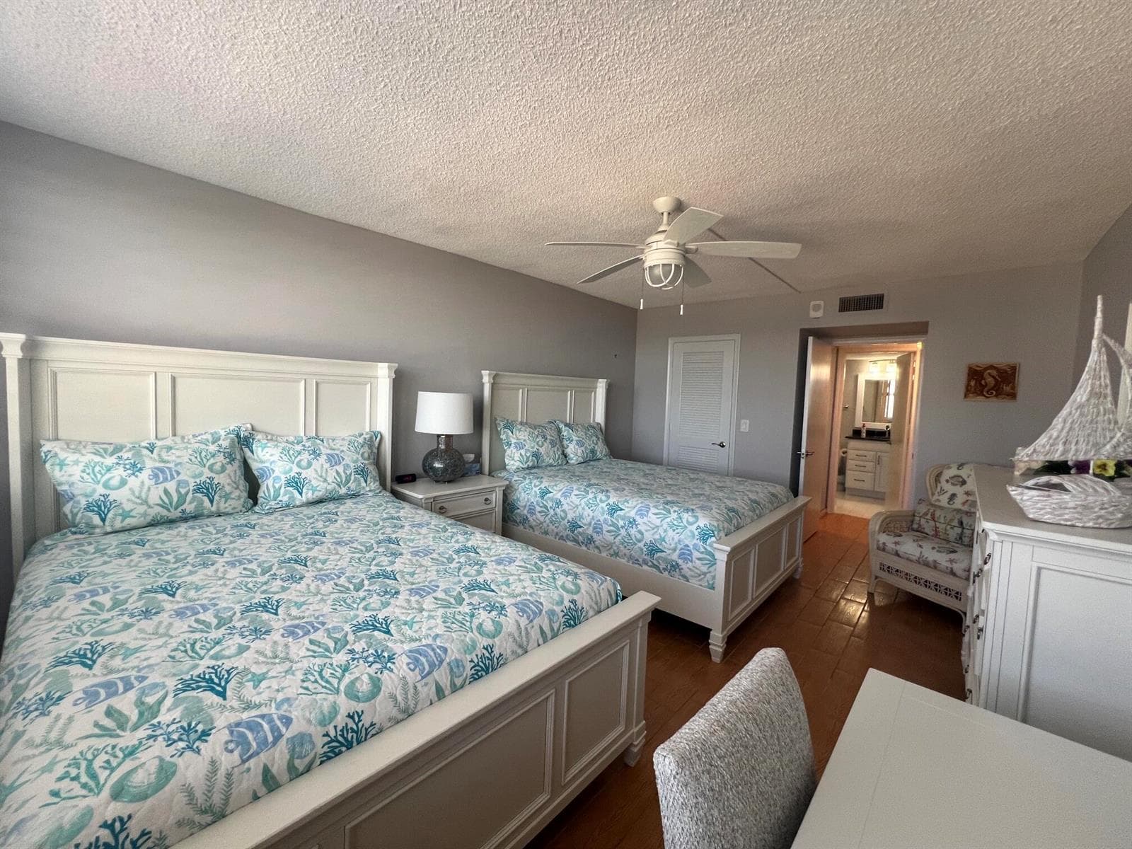 3400 N Ocean Drive 803 photo 23