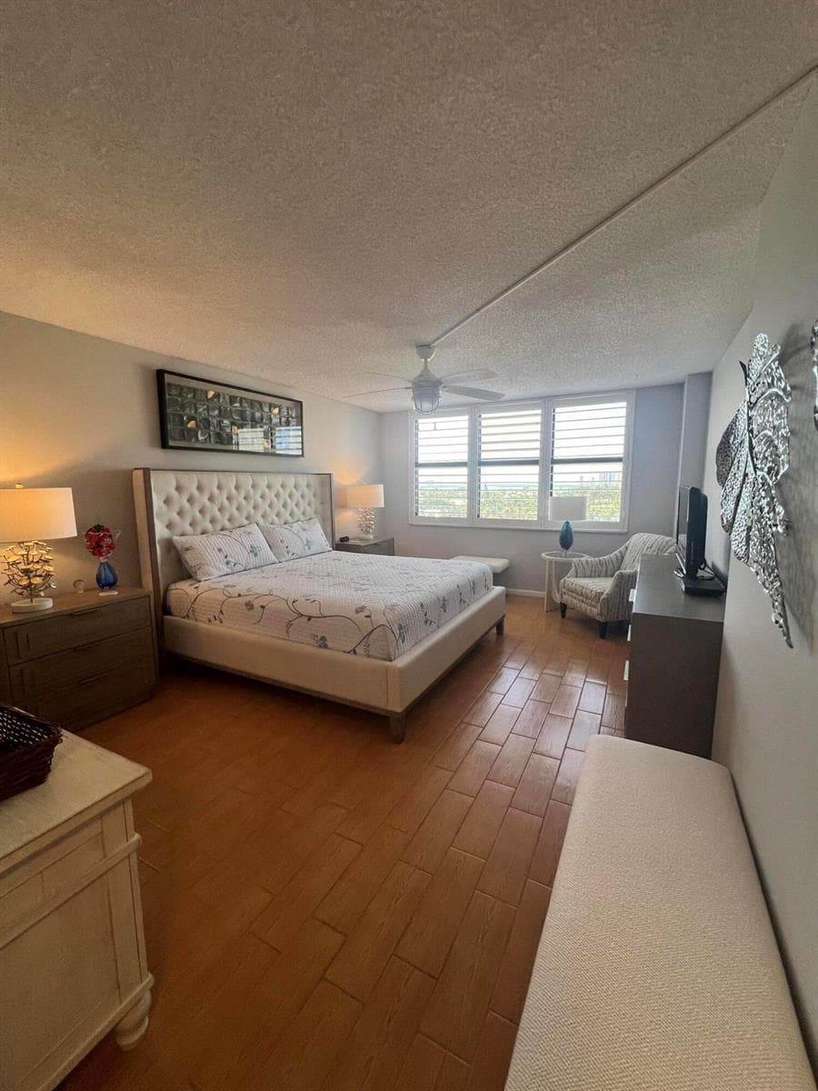 3400 N Ocean Drive 803 photo 17