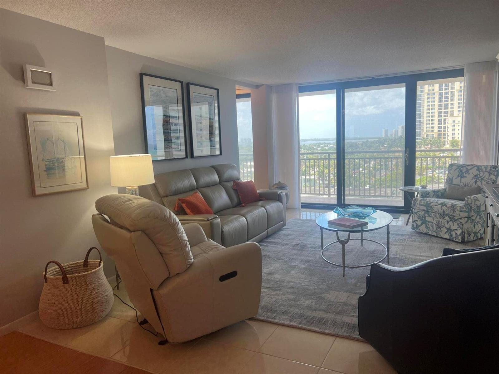 3400 N Ocean Drive 803 photo 8