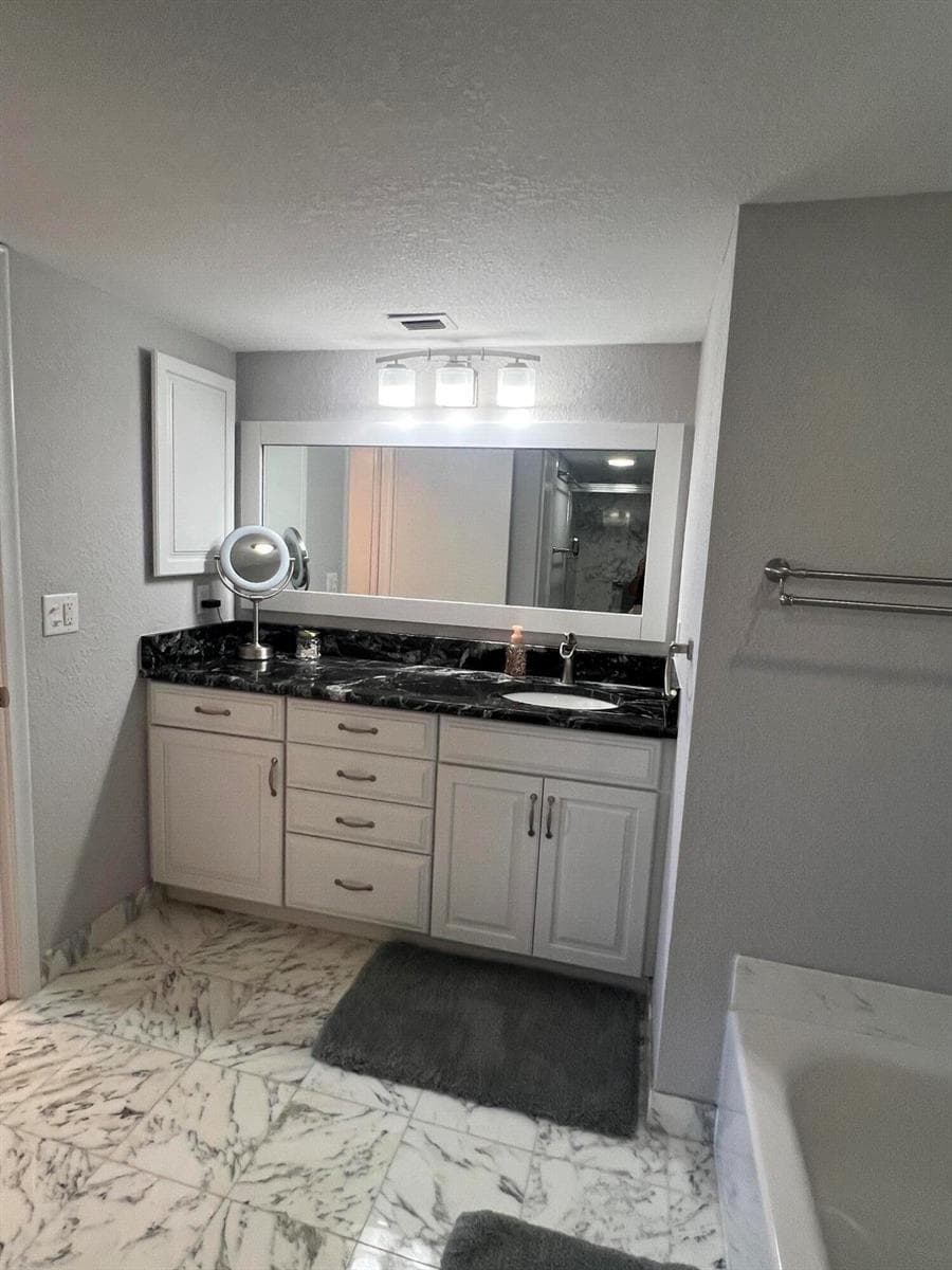 3400 N Ocean Drive 803 photo 21