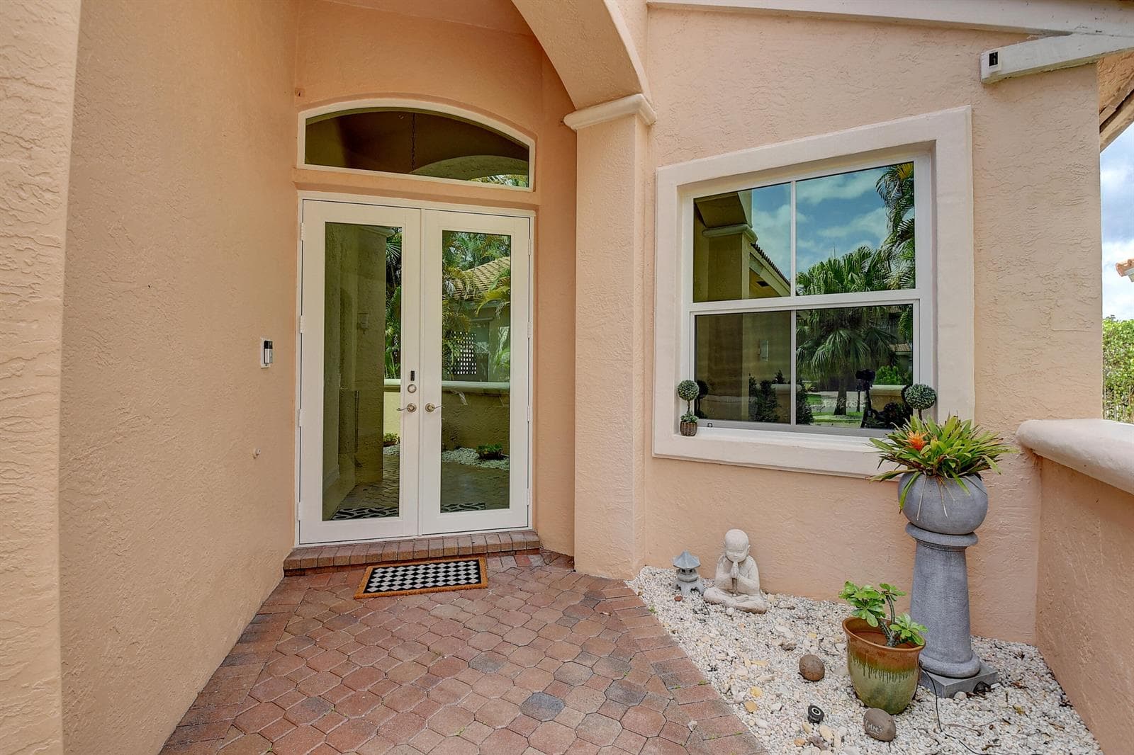 11182 Sea Grass Circle photo 3