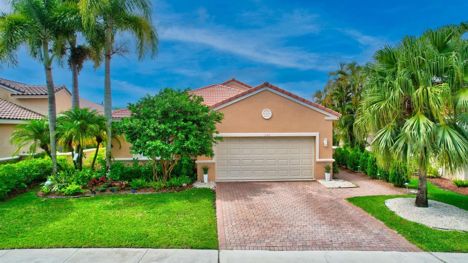 11182 Sea Grass Circle photo 1