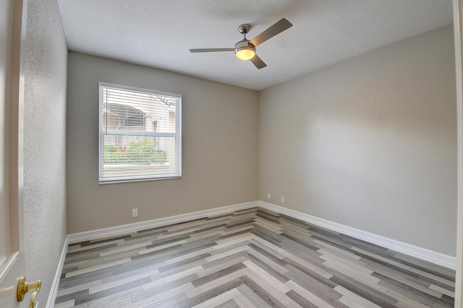 11182 Sea Grass Circle photo 18