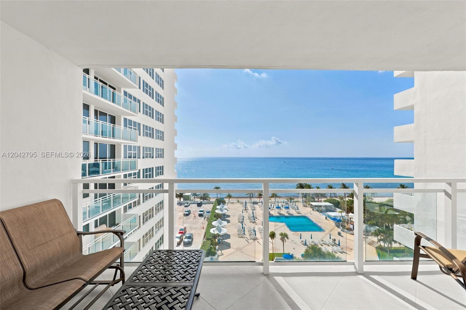 2030 S Ocean Dr 816 photo 2