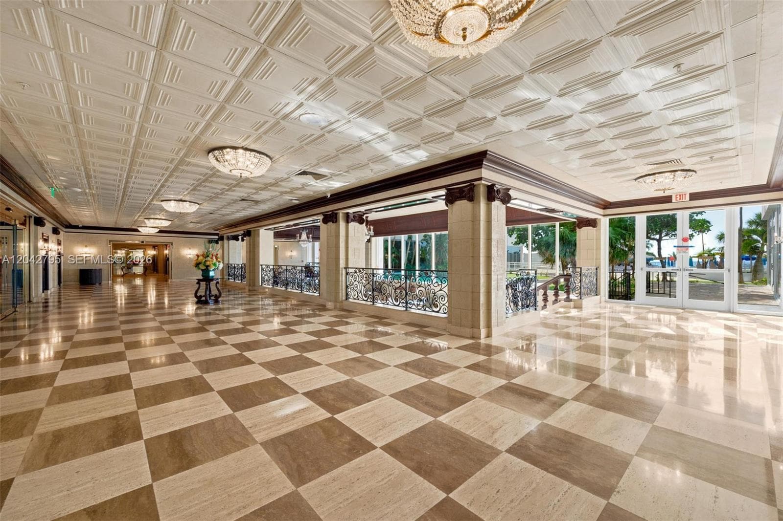 2030 S Ocean Dr 816 photo 18