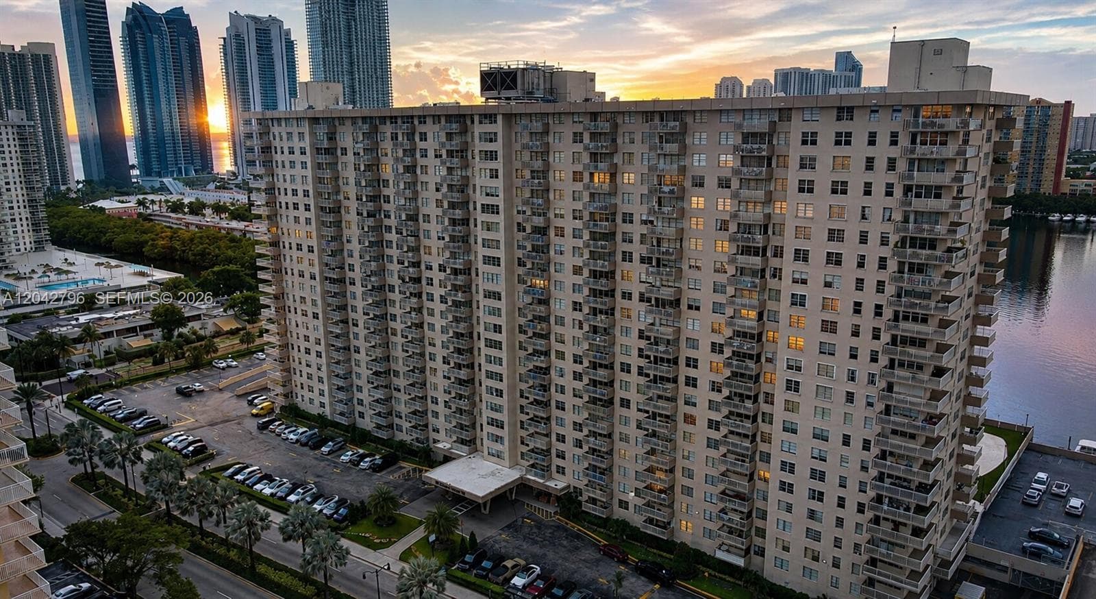 250 174th St 810(Avialble August01) photo 10