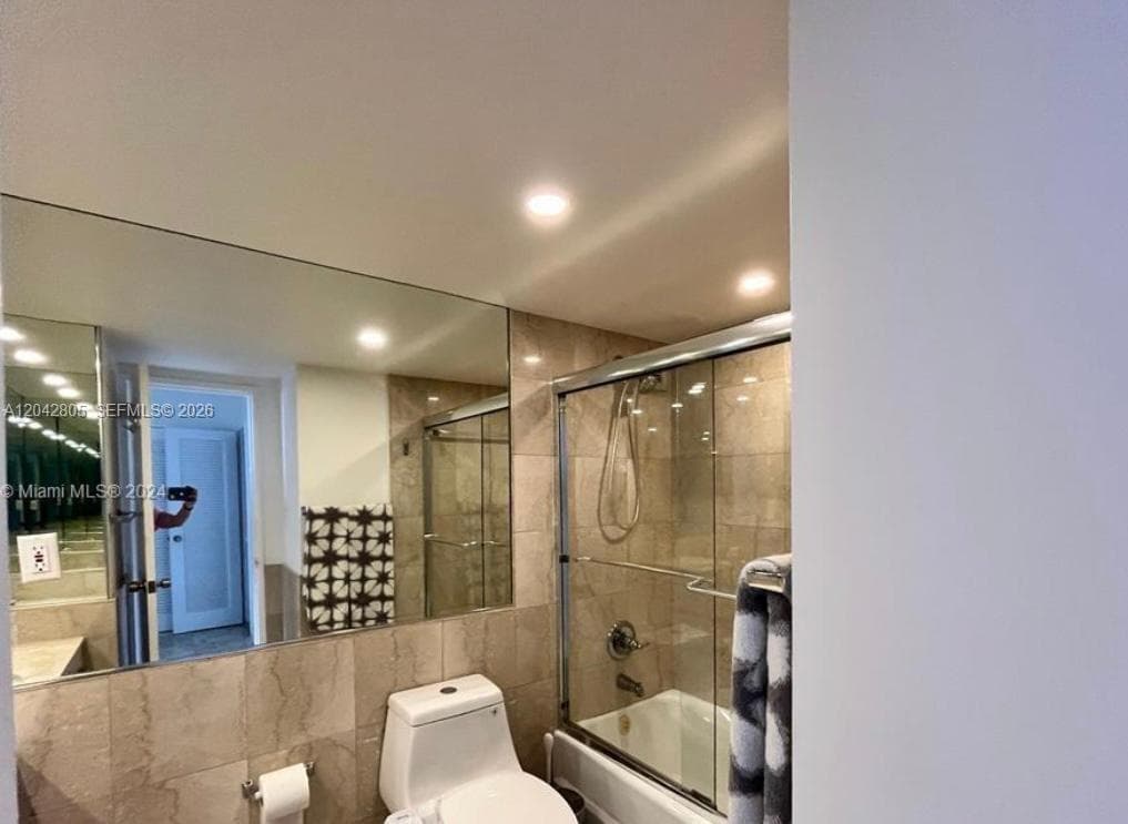 5161 E Collins Ave 1612 photo 6