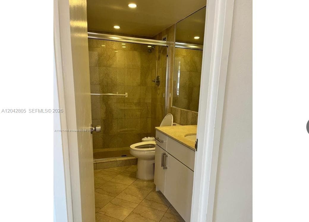 5161 E Collins Ave 1612 photo 5