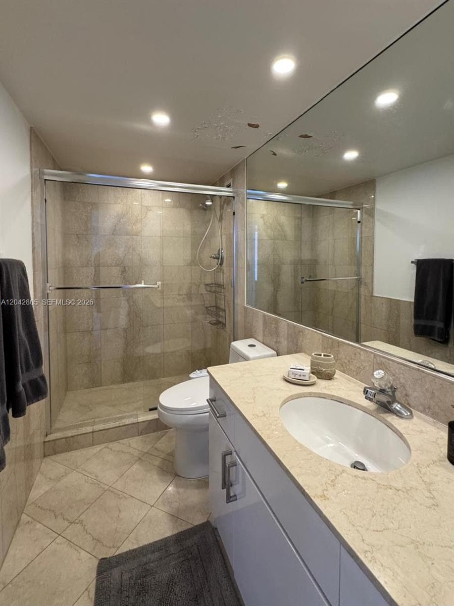 5161 E Collins Ave 1612 photo 10