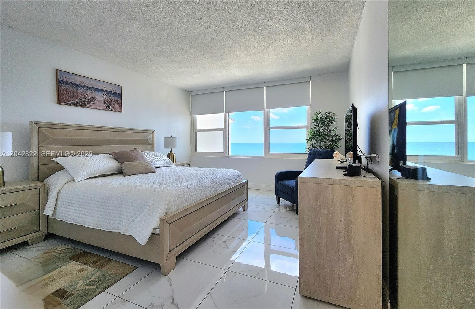 3505 S Ocean Dr 821 photo 17