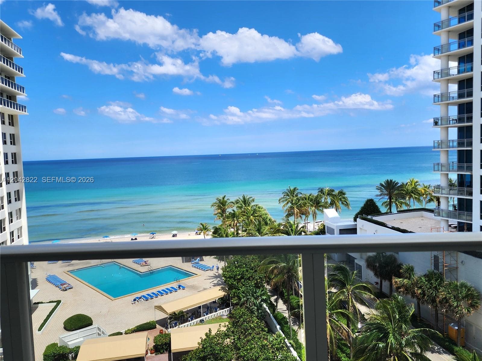3505 S Ocean Dr 821 photo 3