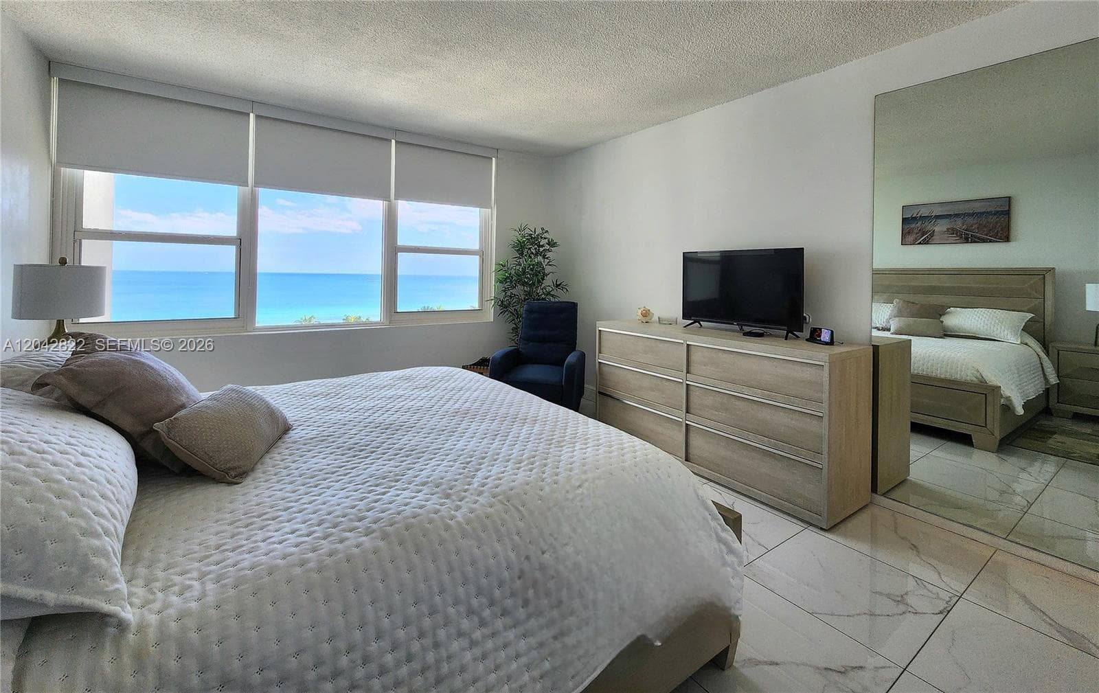 3505 S Ocean Dr 821 photo 19