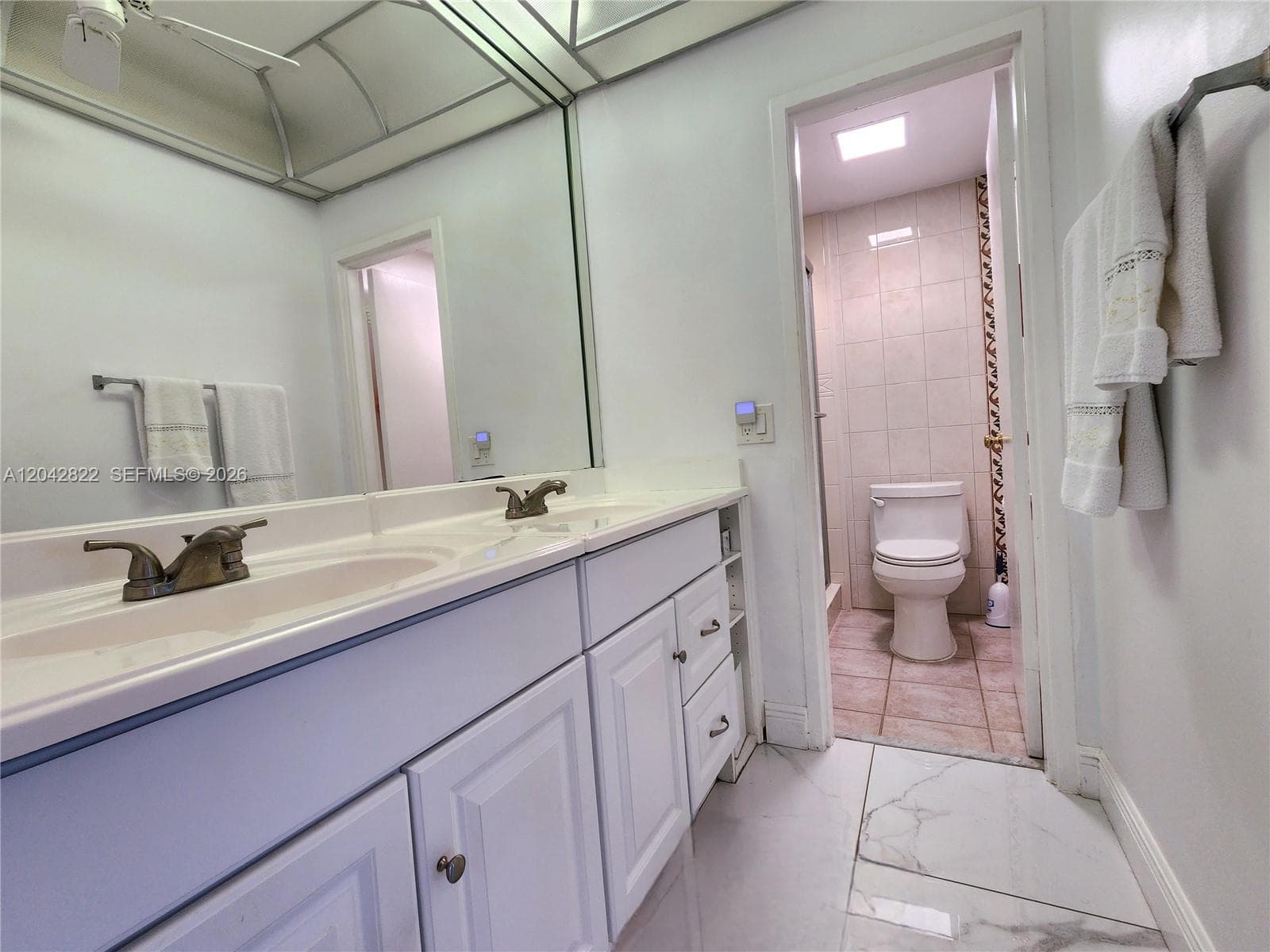 3505 S Ocean Dr 821 photo 21