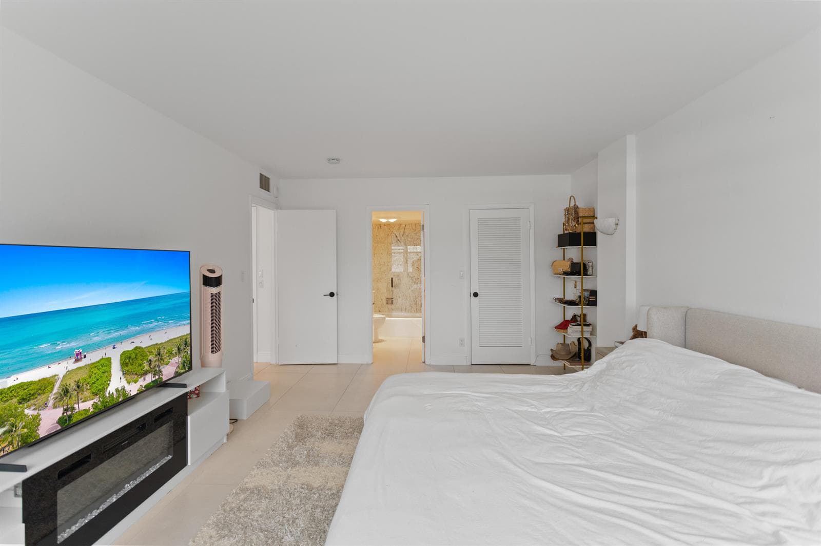 2121 N Ocean Boulevard 207w photo 24