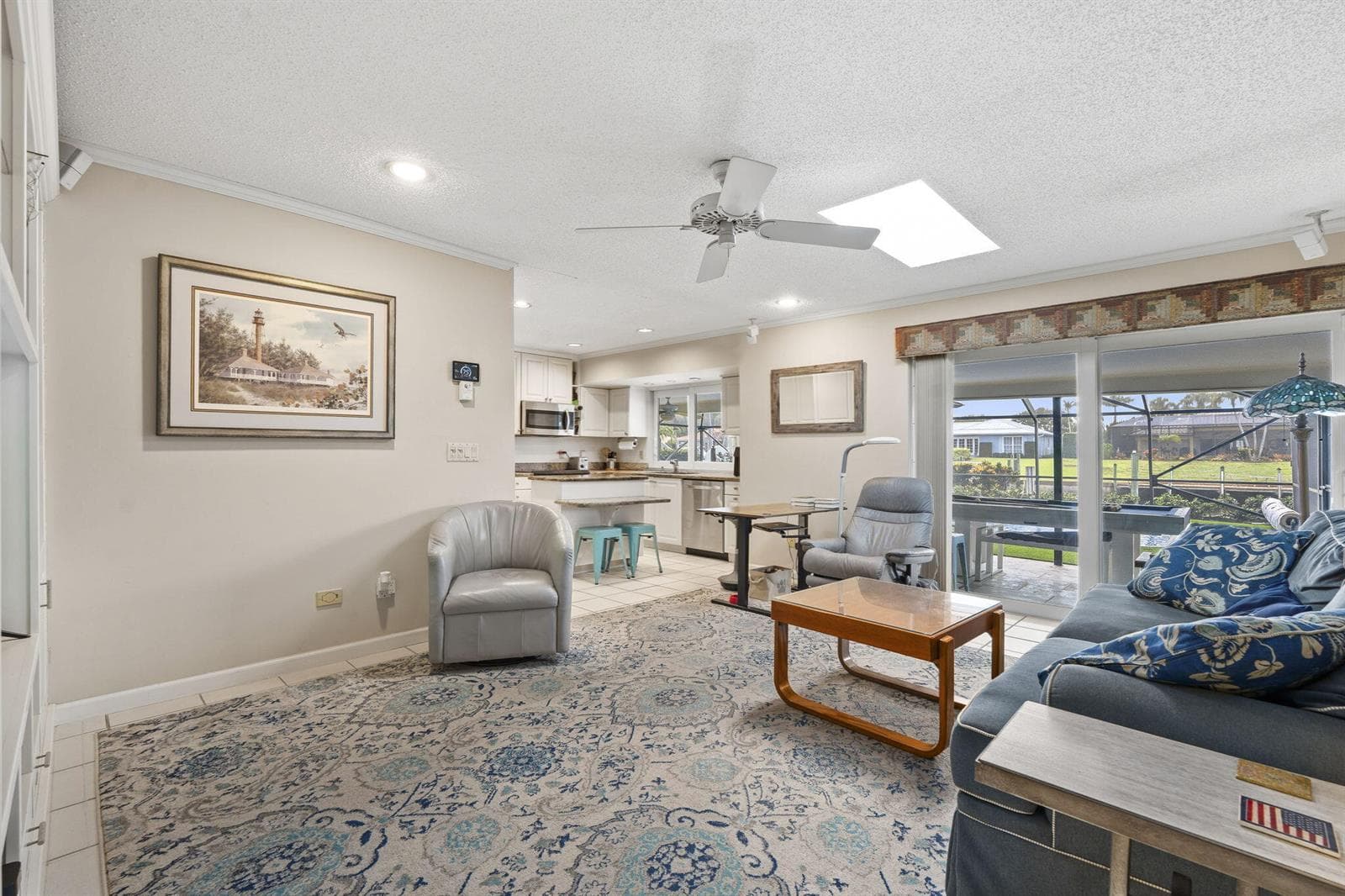 3374 SE Fairway E photo 18