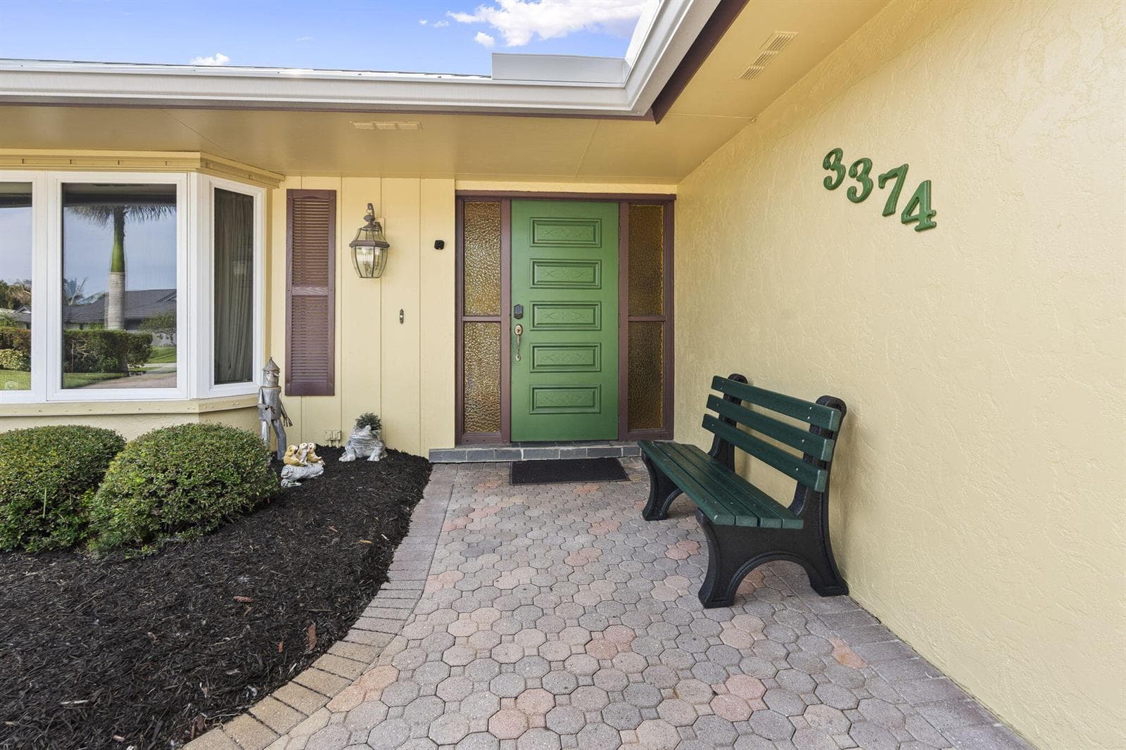3374 SE Fairway E photo 8