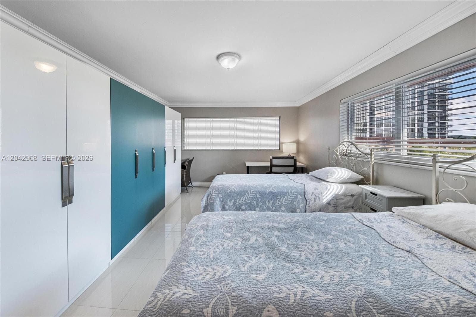 2097 S Ocean Dr 411 photo 17