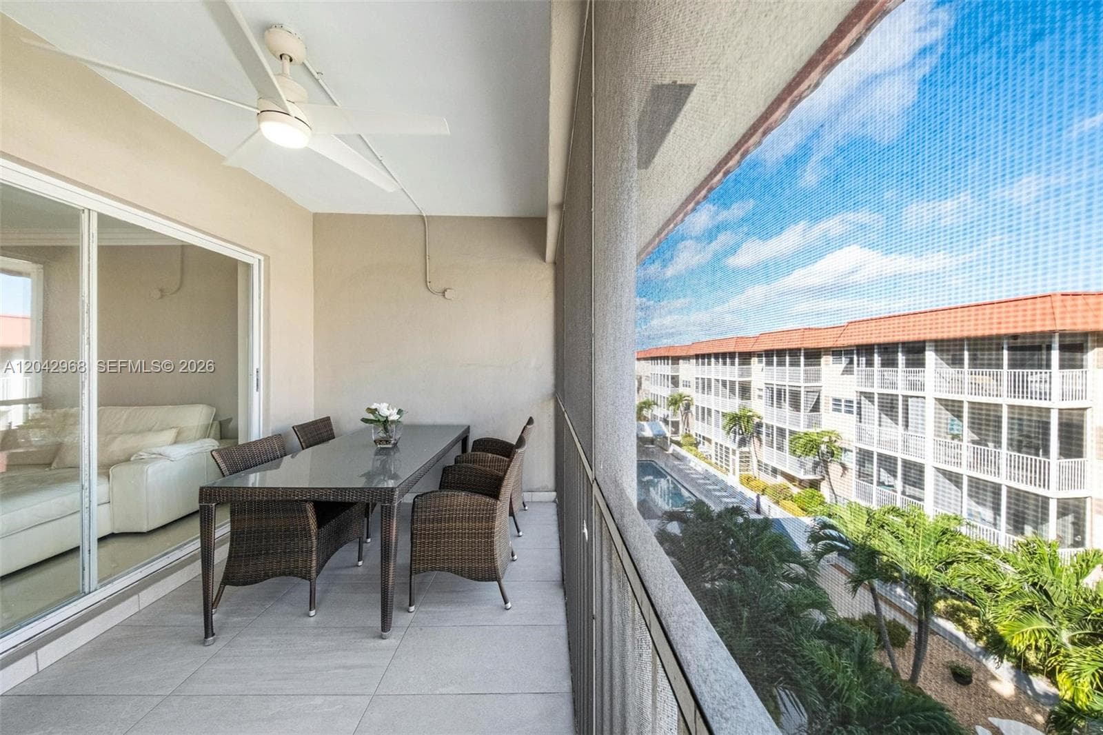 2097 S Ocean Dr 411 photo 12