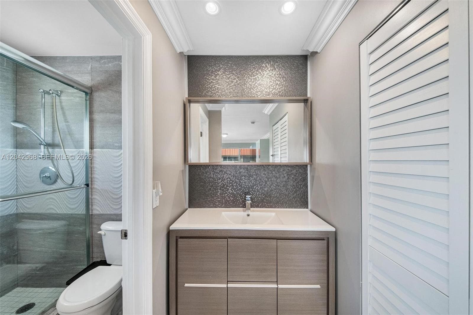 2097 S Ocean Dr 411 photo 22