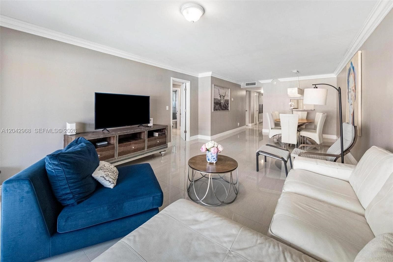 2097 S Ocean Dr 411 photo 3