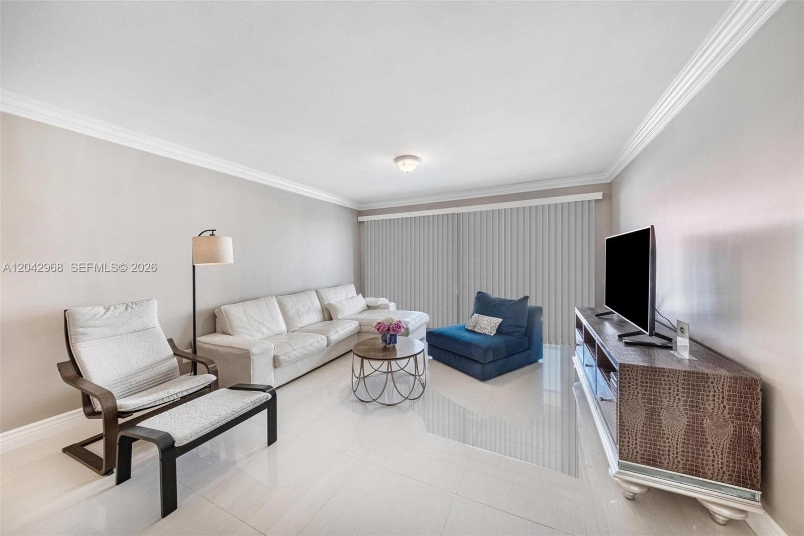 2097 S Ocean Dr 411 photo 5