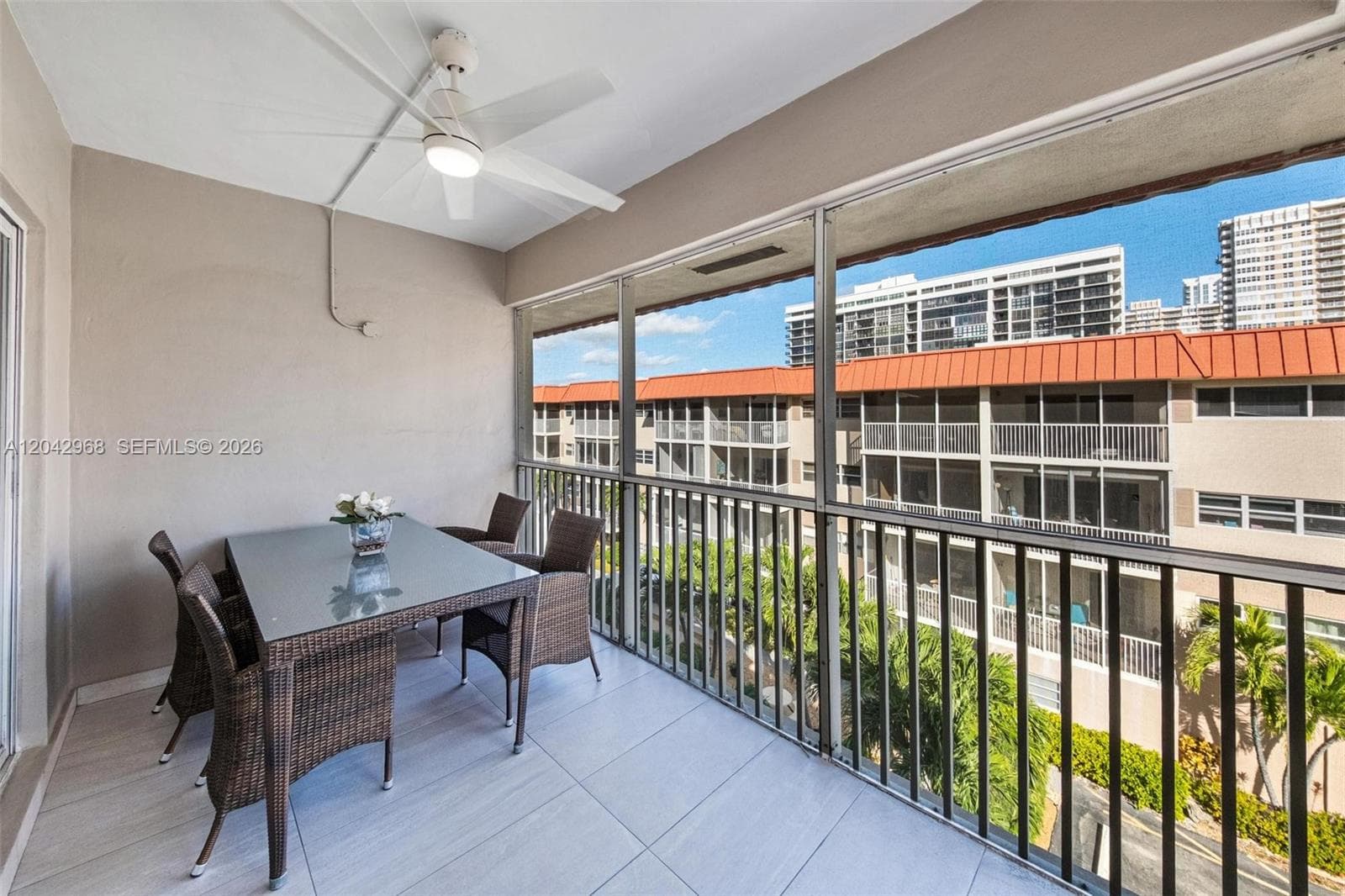 2097 S Ocean Dr 411 photo 11