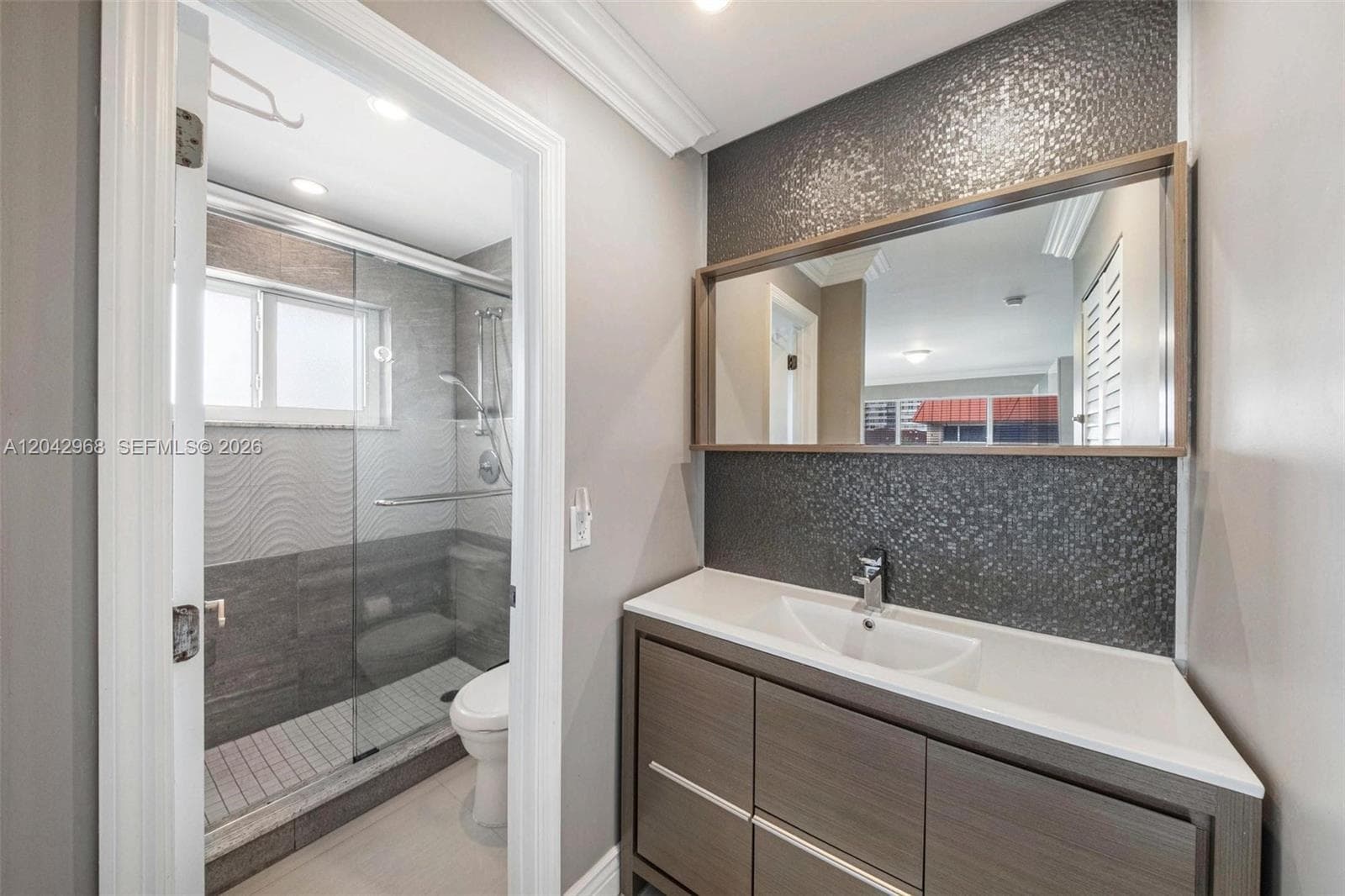 2097 S Ocean Dr 411 photo 21